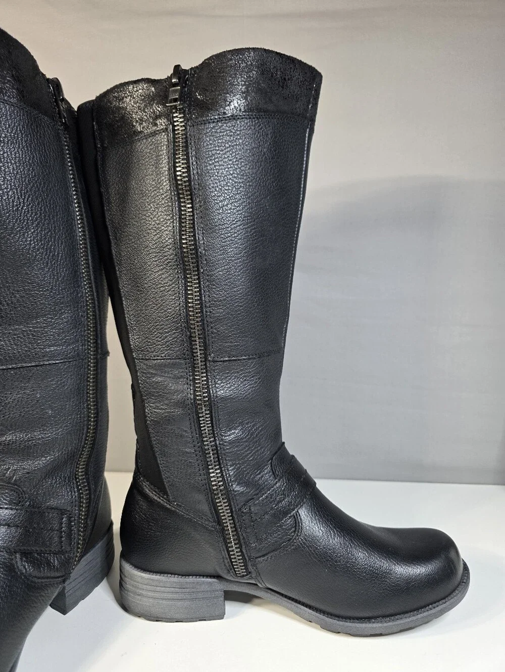 Earth Origins Portia Black Leather Knee High Riding Boot. Size 9W